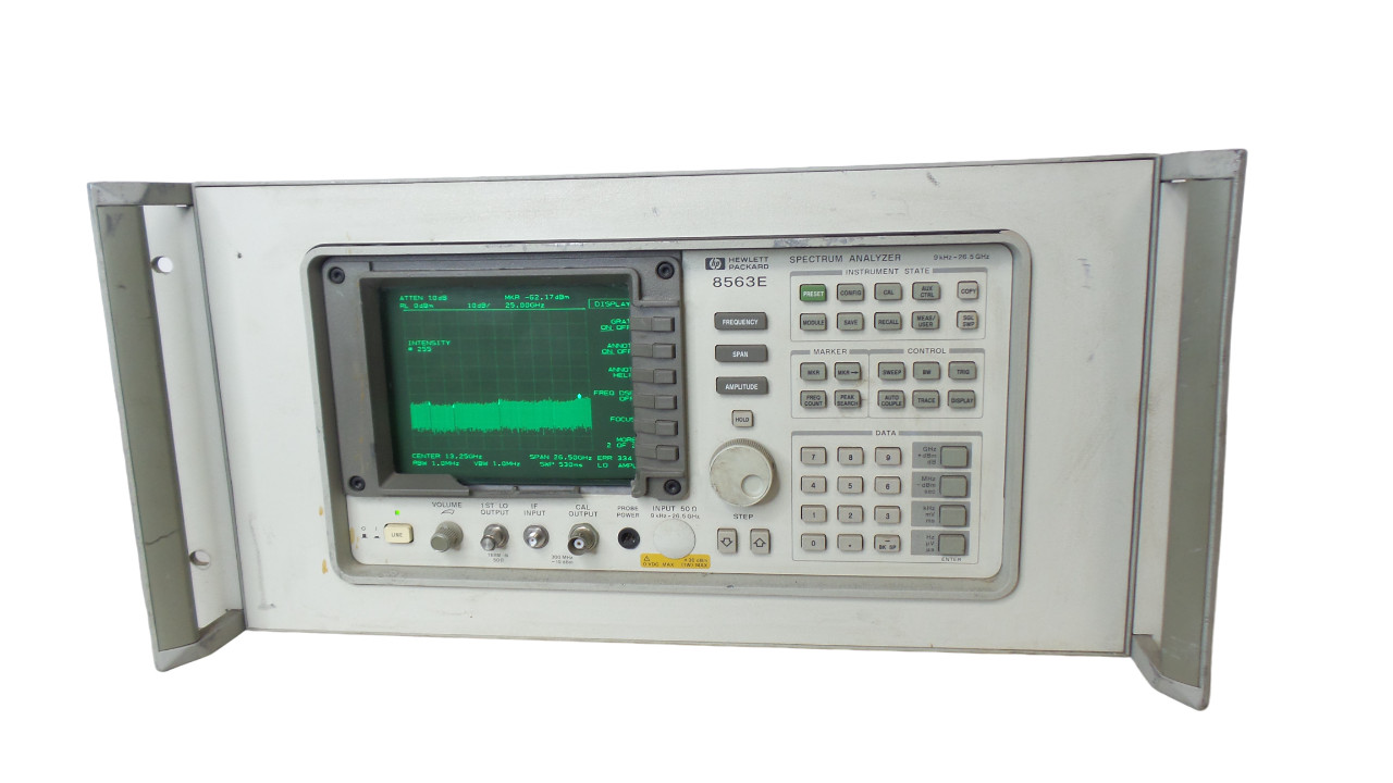 Hewlett Packard 8563E Spectrum Analyzer  - Free Shipping