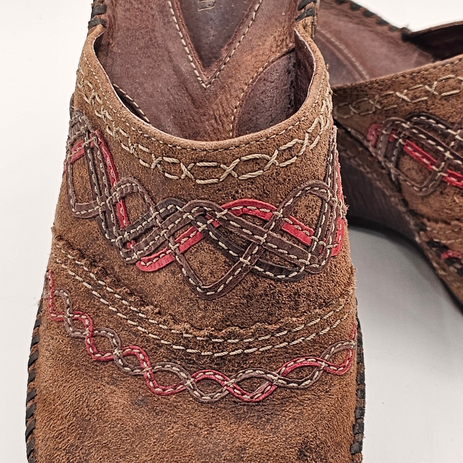 Clarks Artisan Womens 8.5 Distressed Leather Wedge Mule Boho Western Workwear