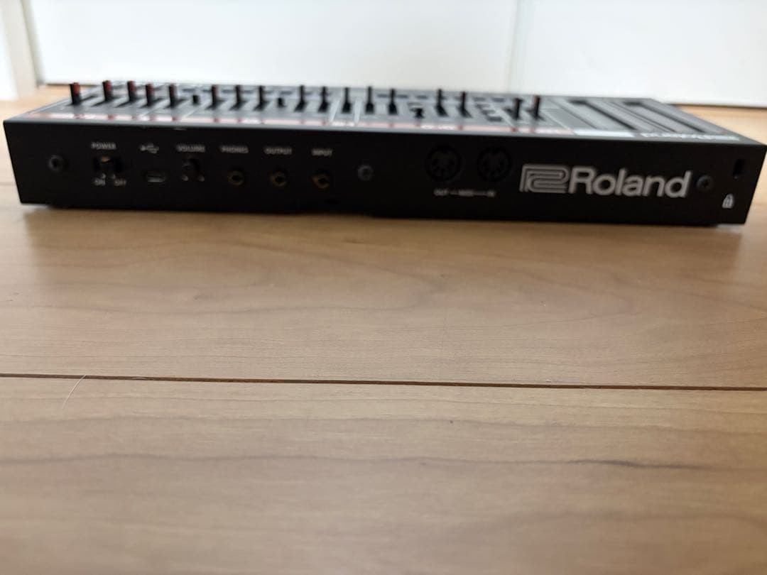Roland JU-06 229266