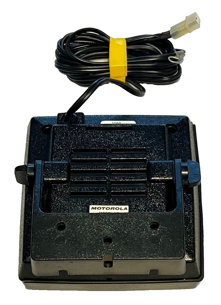 Motorola HSN4032A Mobile External Speaker With Mounting Bracket
