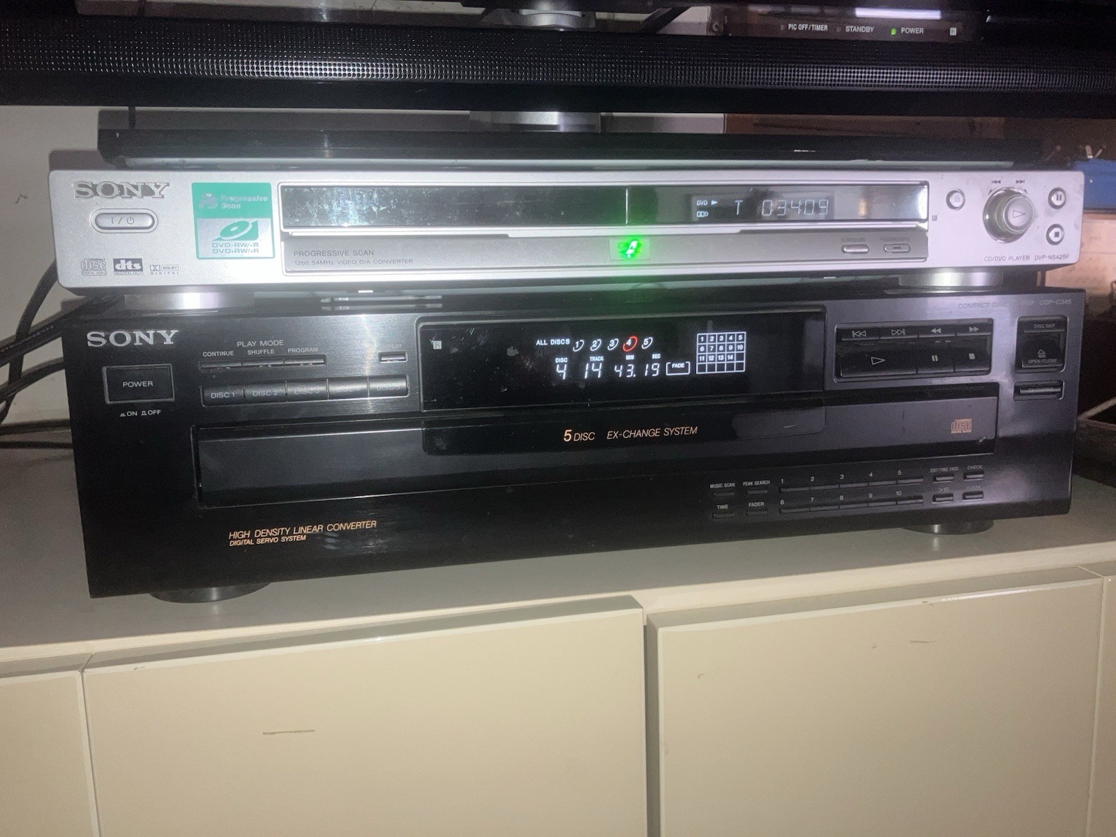 Sony CDP-C345 5 CD Compact Disc Changer/Player no Remote