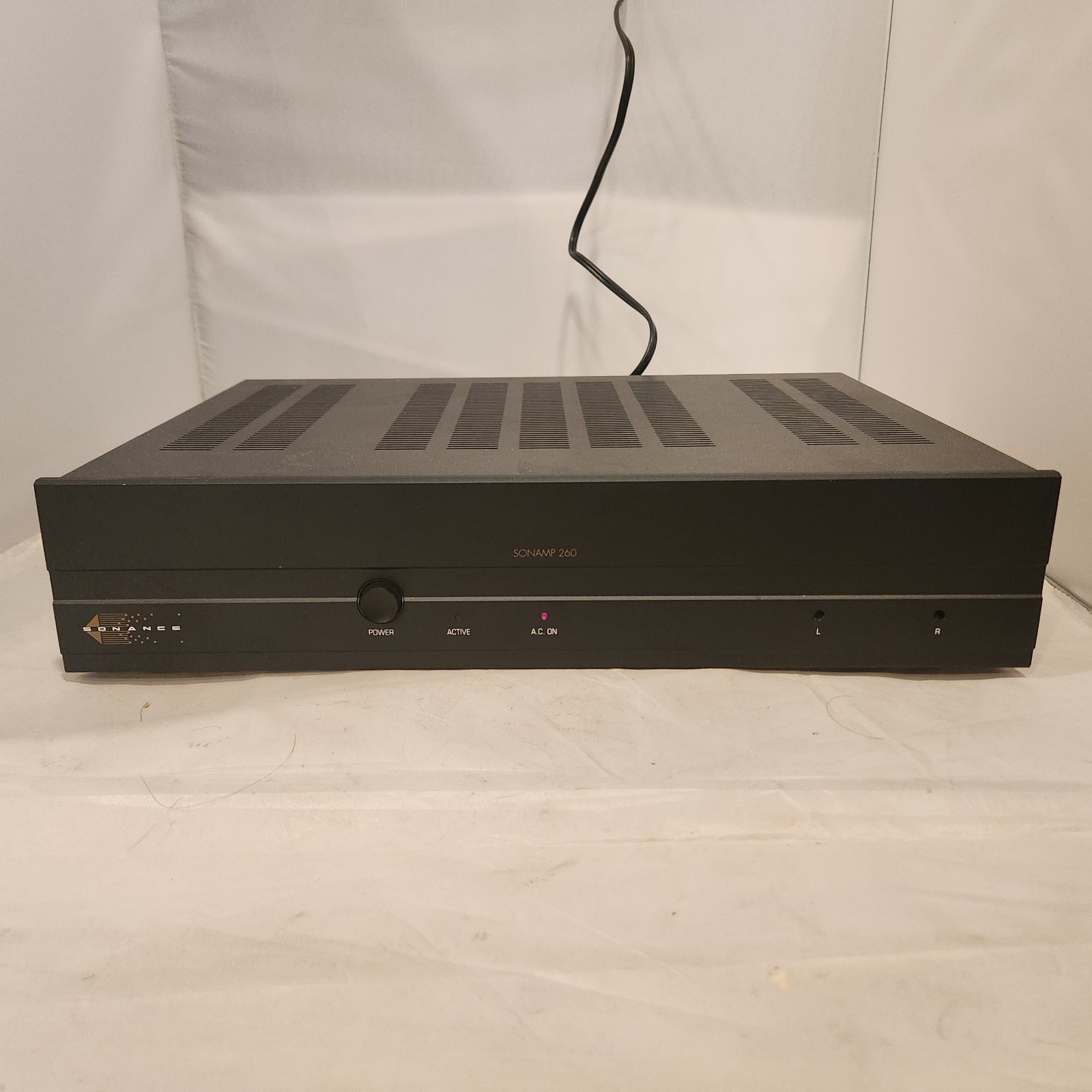 Sonance Sonamp 260 2-Channel Power Amplifier - Working!