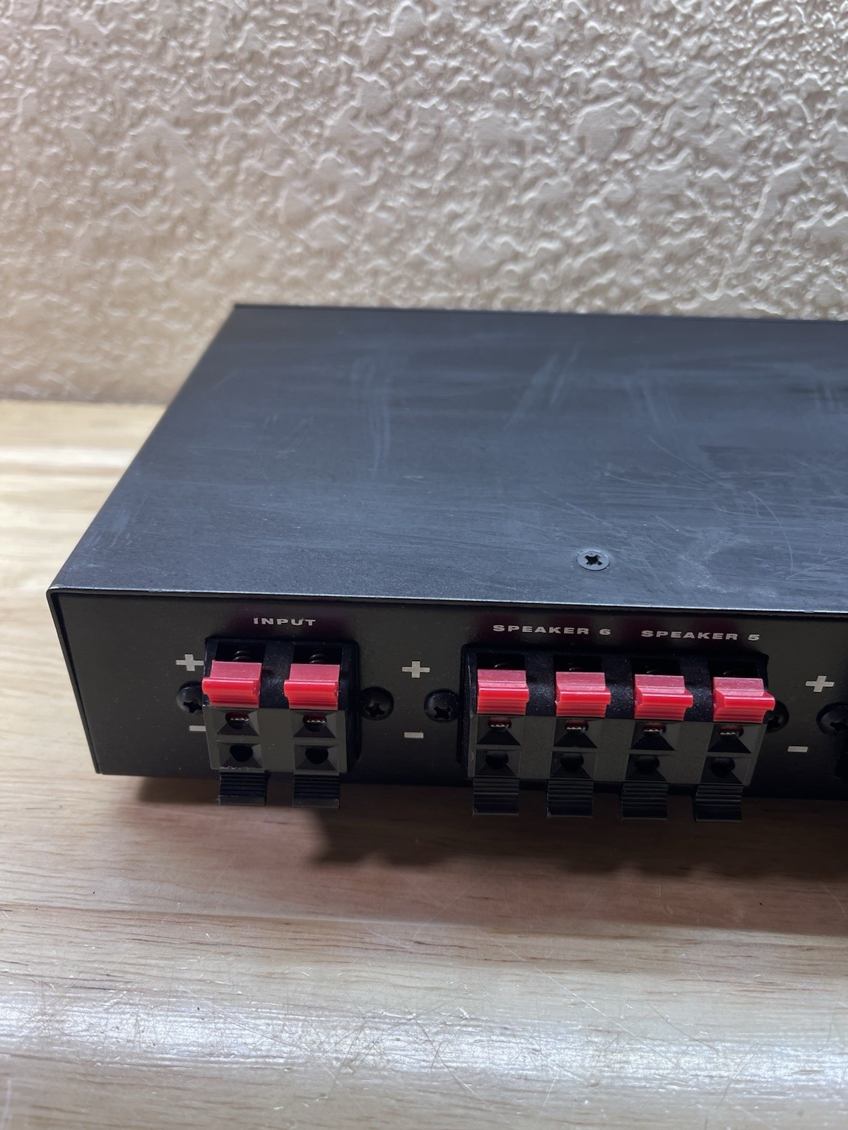 Sonance - SS6 - 6-Pair Stereo Speaker Selector, Good Condition, Pre Owned