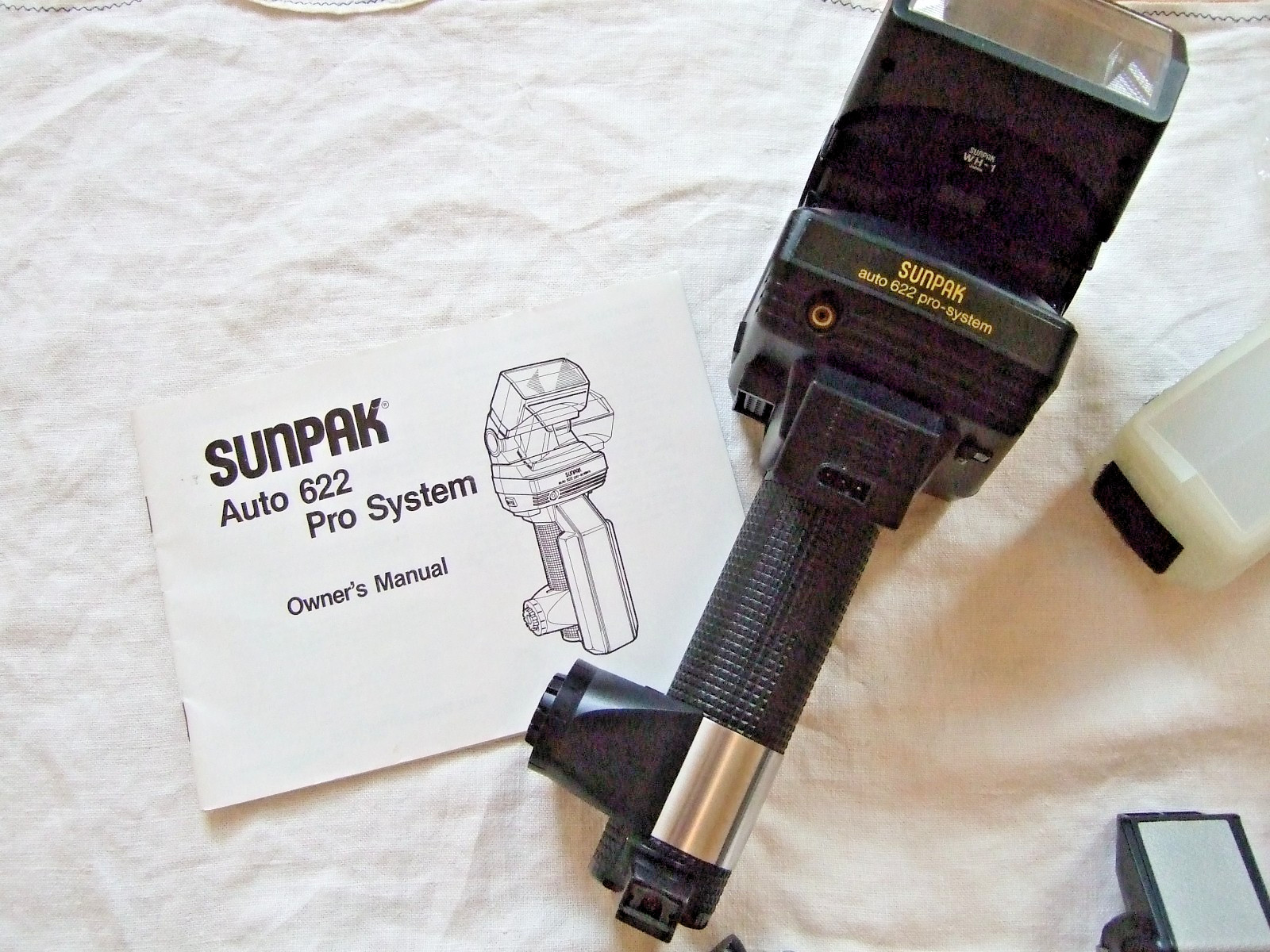 SunPak Auto 622, 620J, variety heads, 510V powerpacks, widgets, cables, stands +