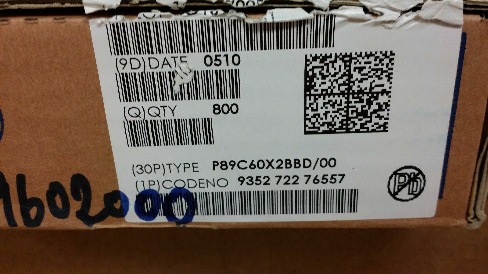 (2 PCS) P89C60X2BBD PHILIPS 8-BIT, FLASH, 33MHz, MICROCONTROLLER, PQFP44