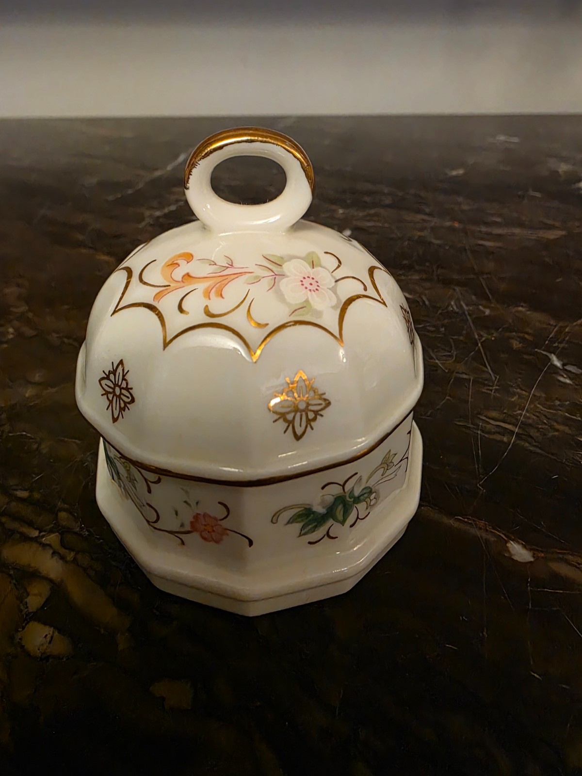 VTG Porcelain Trinket Box 3 inches