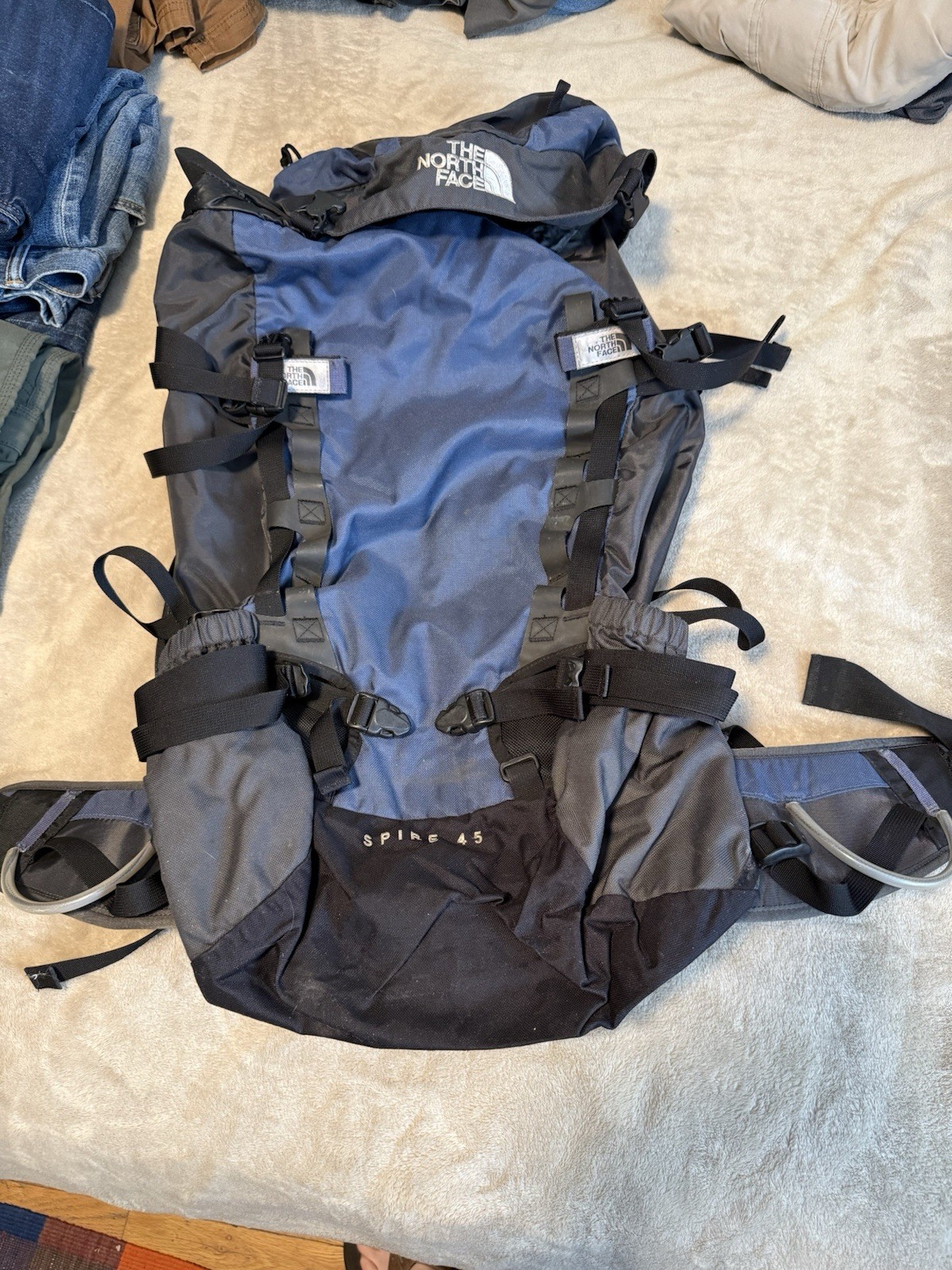 Vintage 45L North Face Climbing Pack
