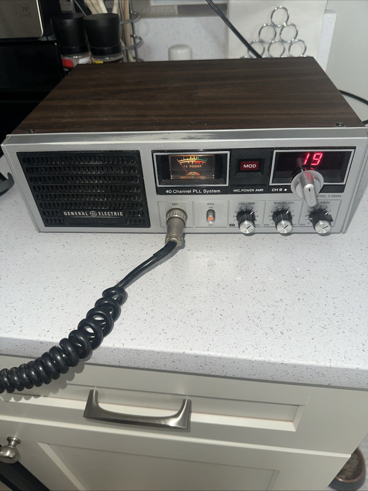 Vintage General Electric 3-5869a CB Radio 40 Channel PLL System 1/1 on ebay