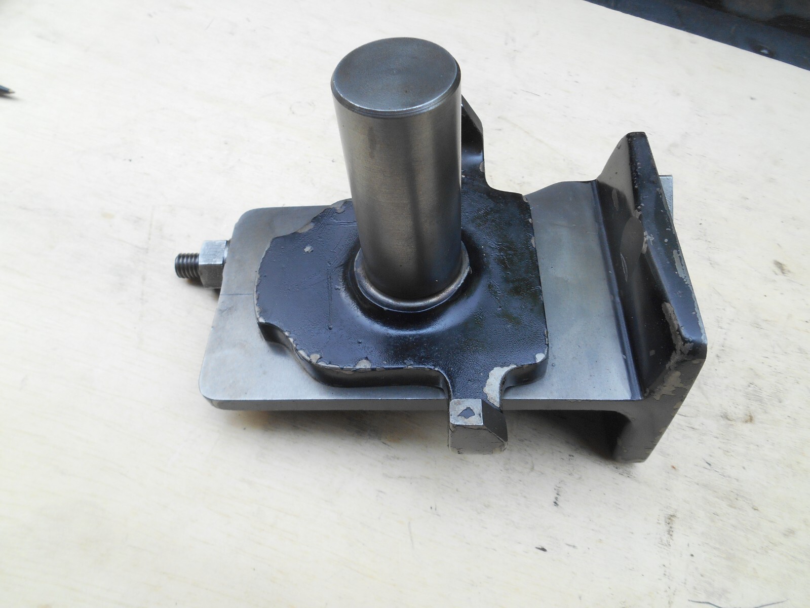 DUMORE GRINDER MODEL TG , PART OF THREAD GRINDING ATTACHMENT