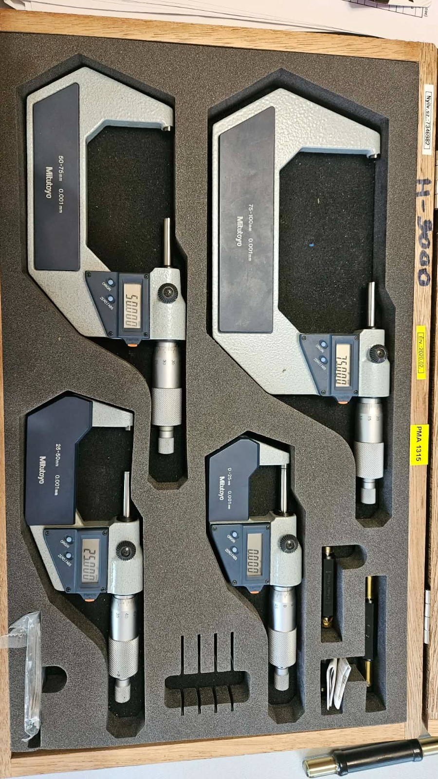 Mitutoyo MDC-100MST Digimatic Micrometer Set 0-100mm 0.001mm Made in Japan