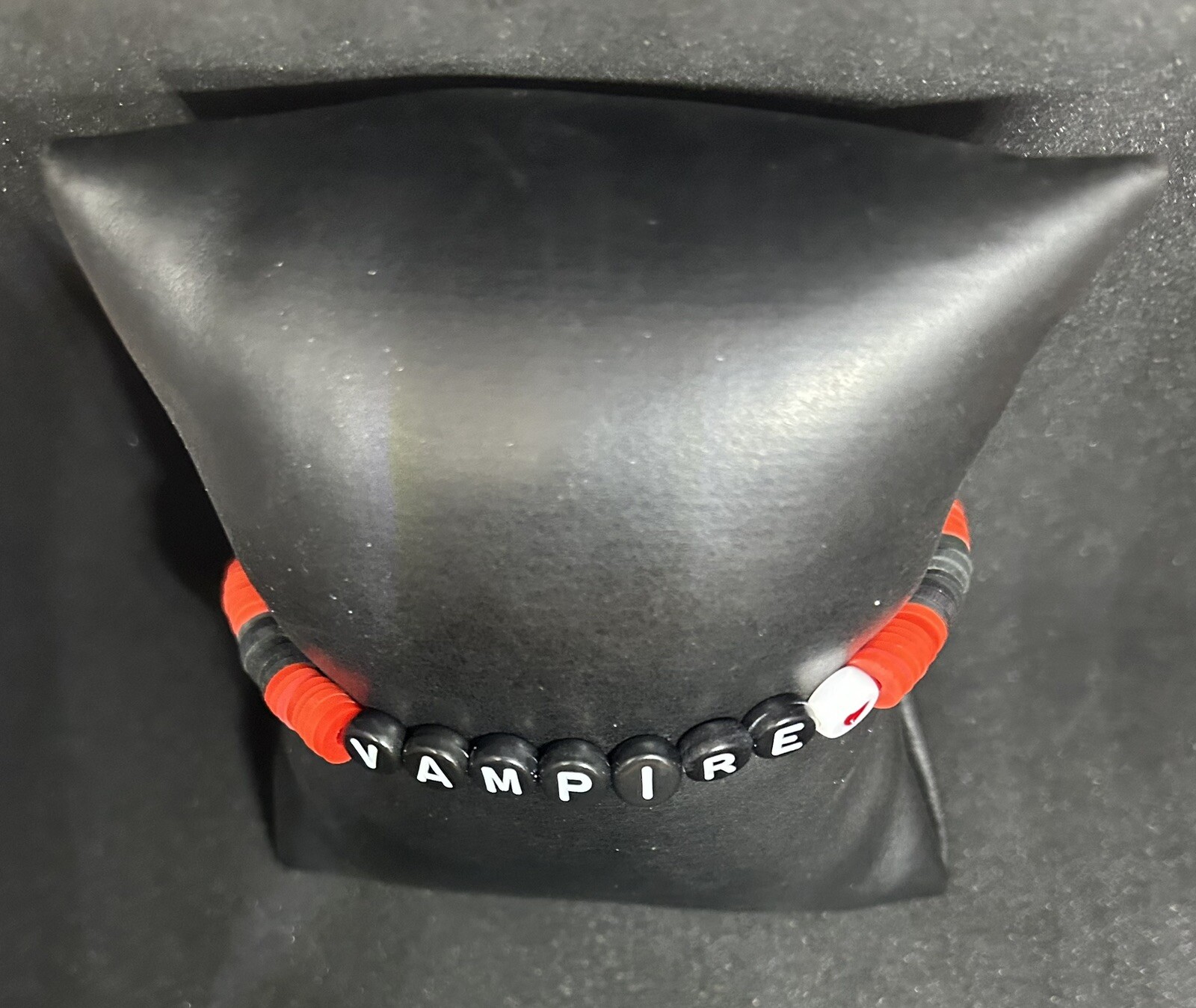 Vampire (Vamp) Heishi Bracelet