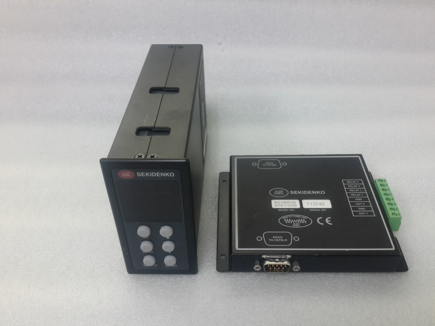 AE SEKIDENKO 1000F TEMPERATURE CONTROLLER 951-1100-00