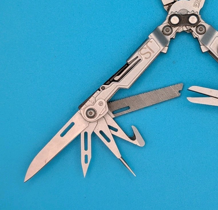 SOG PowerPint Tool Compact Lightweight Silver Multi-Tool!