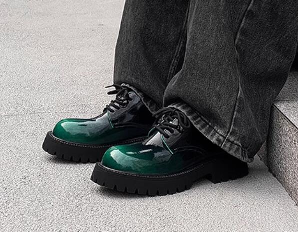 Men's New Fashion British Round Toe Lace up Groom Wedding Leather Shoes