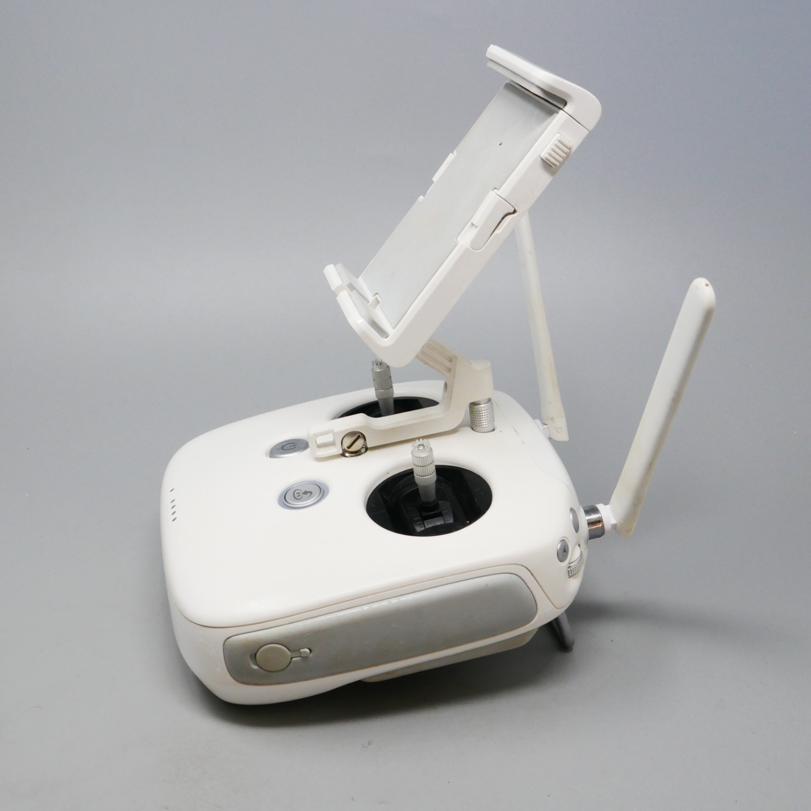 DJI Phantom 3 Professional or Advanced Remote Controller - Battery Issue