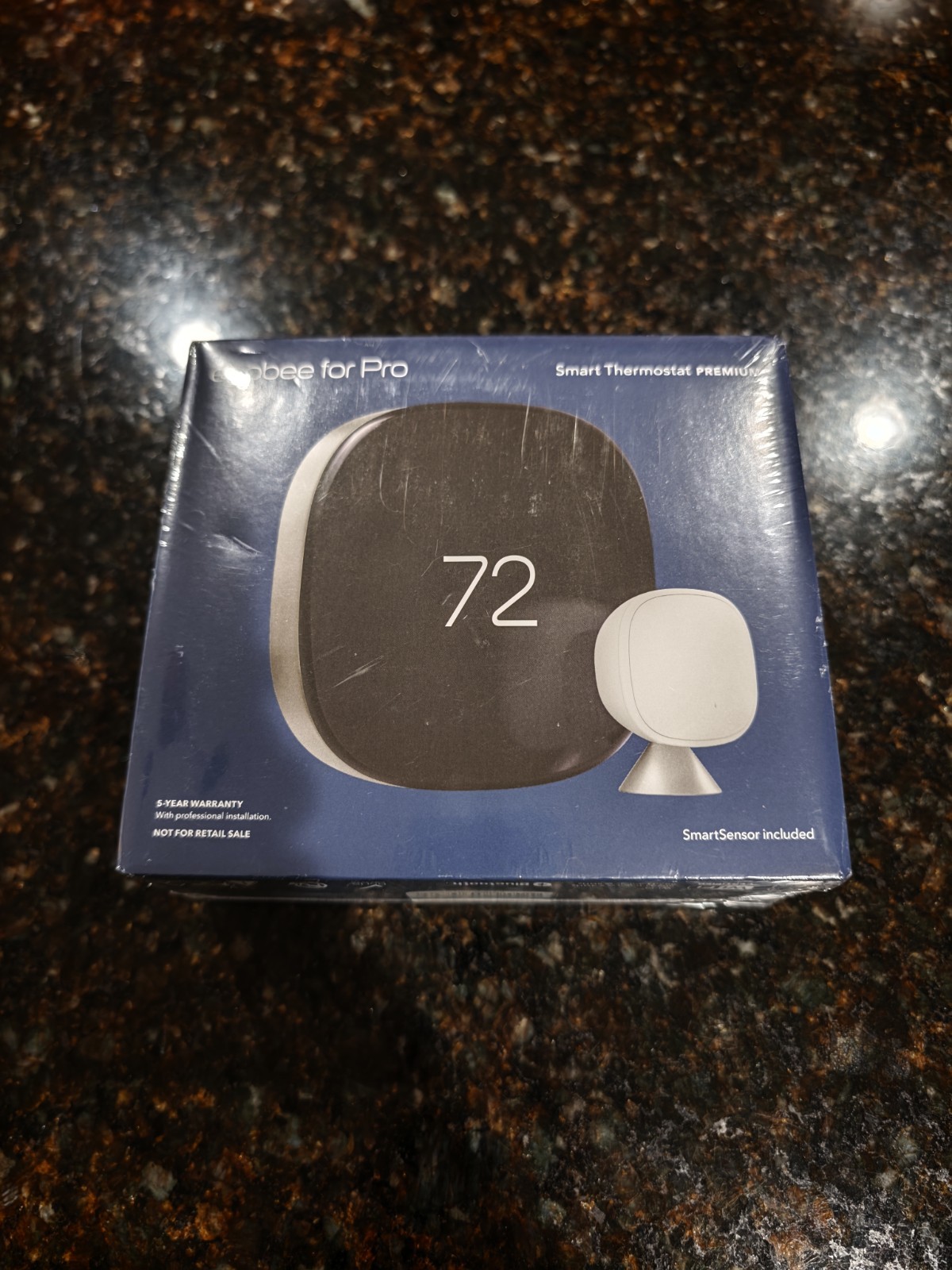 ecobee Smart Thermostat Premium - WiFi, Siri & Alexa Built-In, Smart Sensor