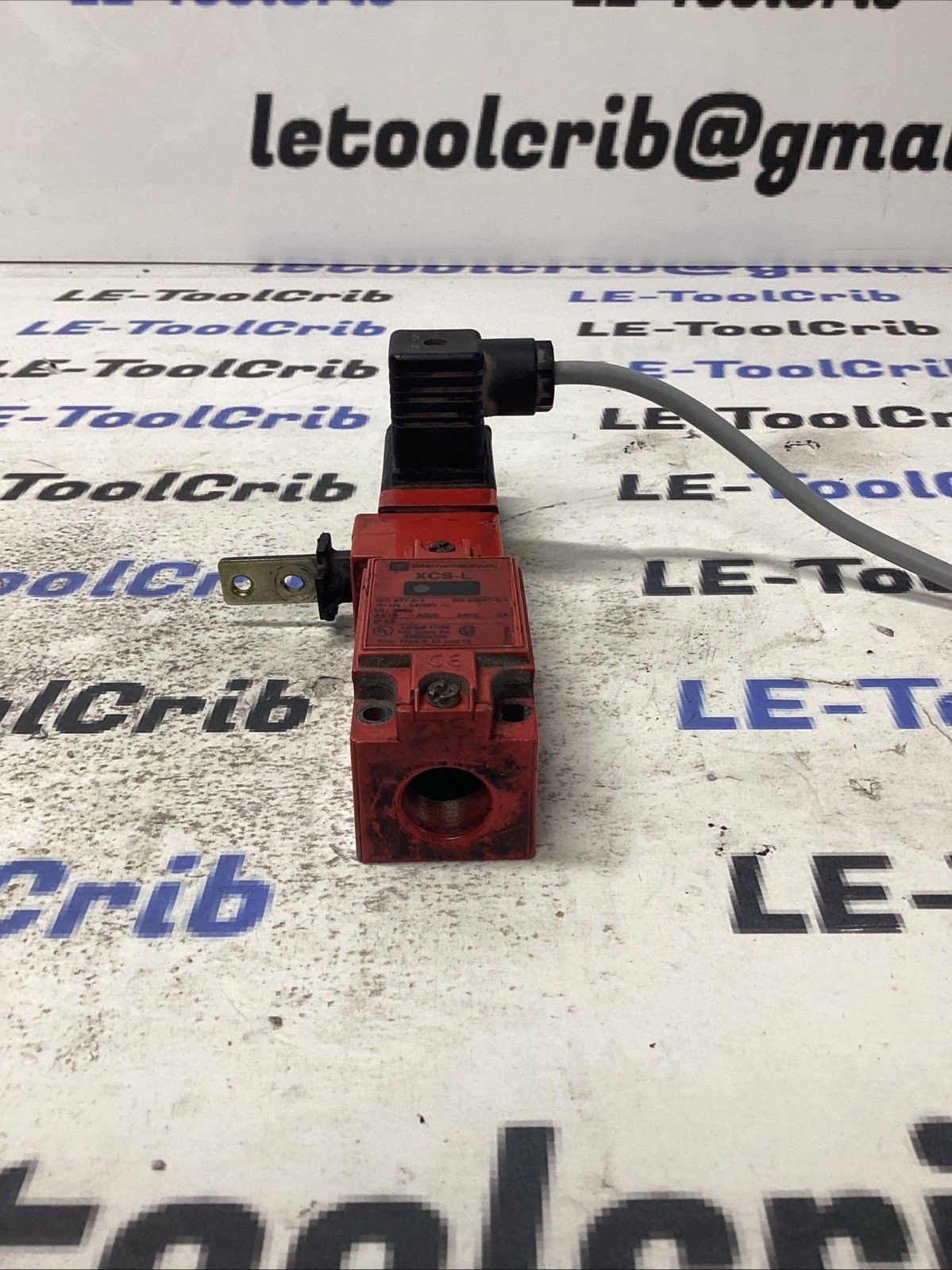 Telemecanique XCS-L Safety limit Switch K-945
