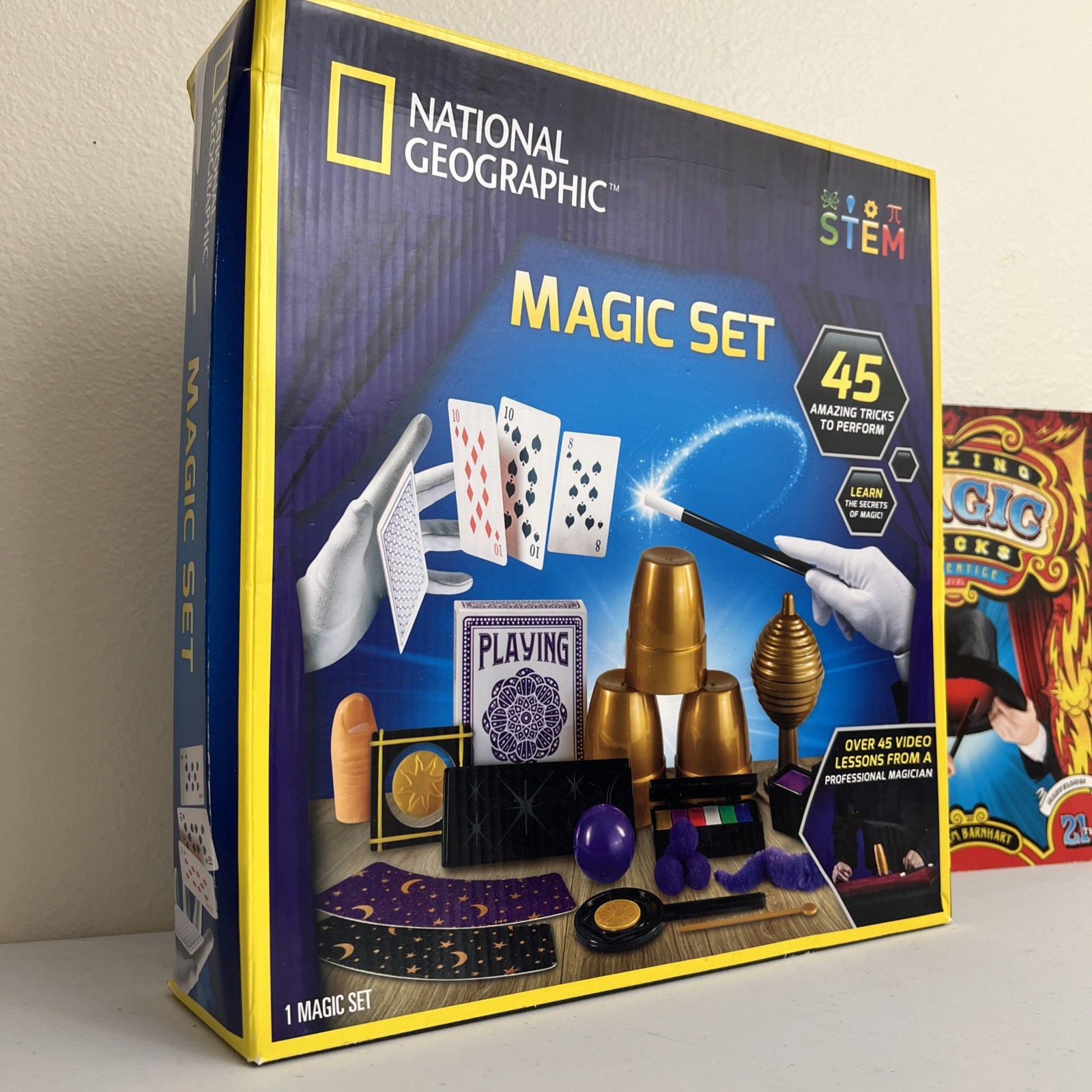 National Geographic Magic Kit 45 Tricks STEM Set + Beginner Magic Book Kids Gift
