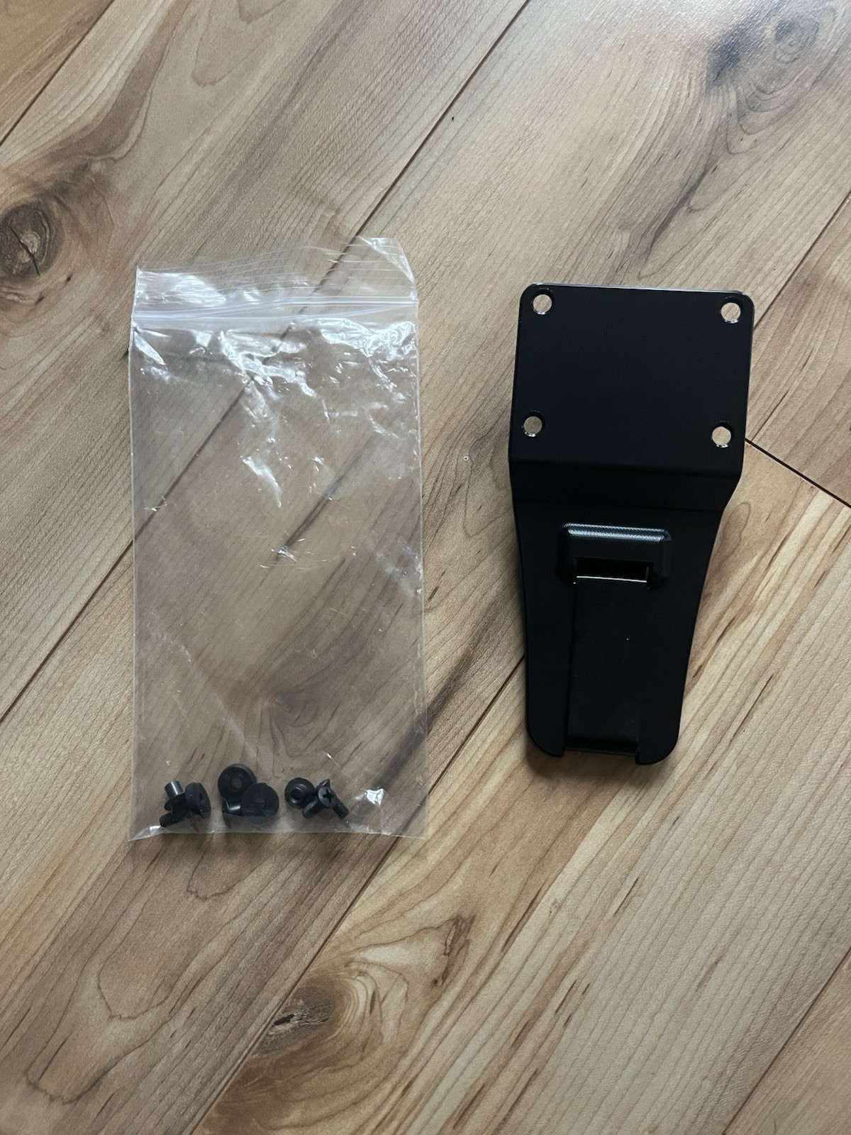 Essee Knives Dangler Black