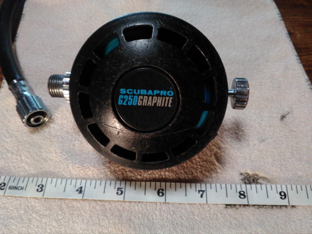 Scubapro G250 GRAPHITE Second-Stage. Pressure checked; no air leaks