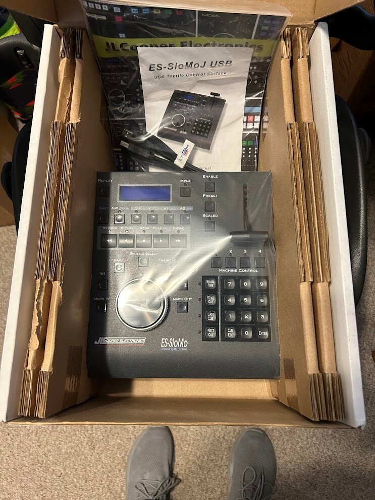 ES-SloMoJ-USB
