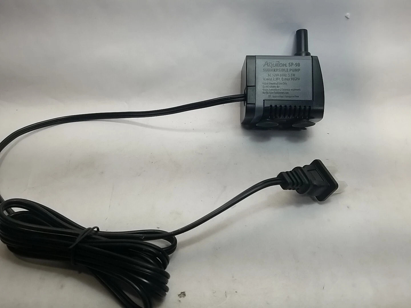 NOS Aqueon Miniature Submersible Water Pump, 120VAC, 5.5W, 60Hz, SP-98, 3130158