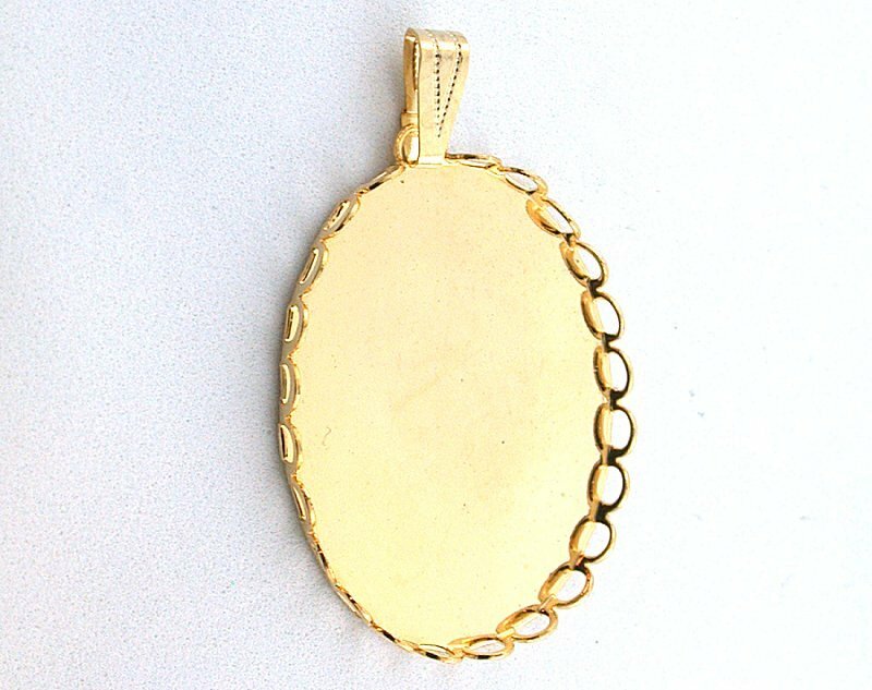 ONE 40x30 40mm x 30mm Cab Bezel Oval Goldplated Gold Plated Pendant Mounting