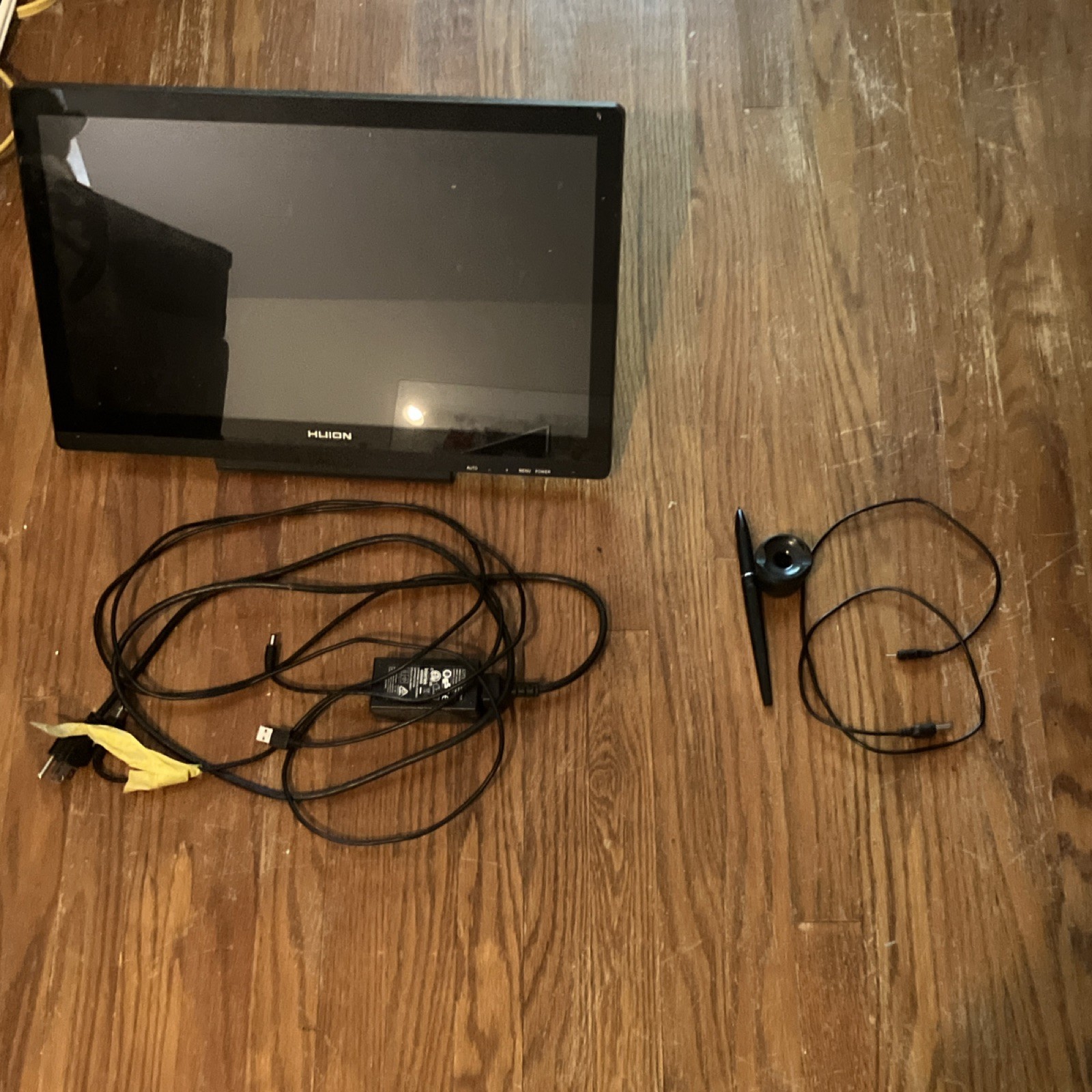 Huion Kamvas GT-190 Wired Pen Display Graphics Tablet w/ Stand Stylus Cables