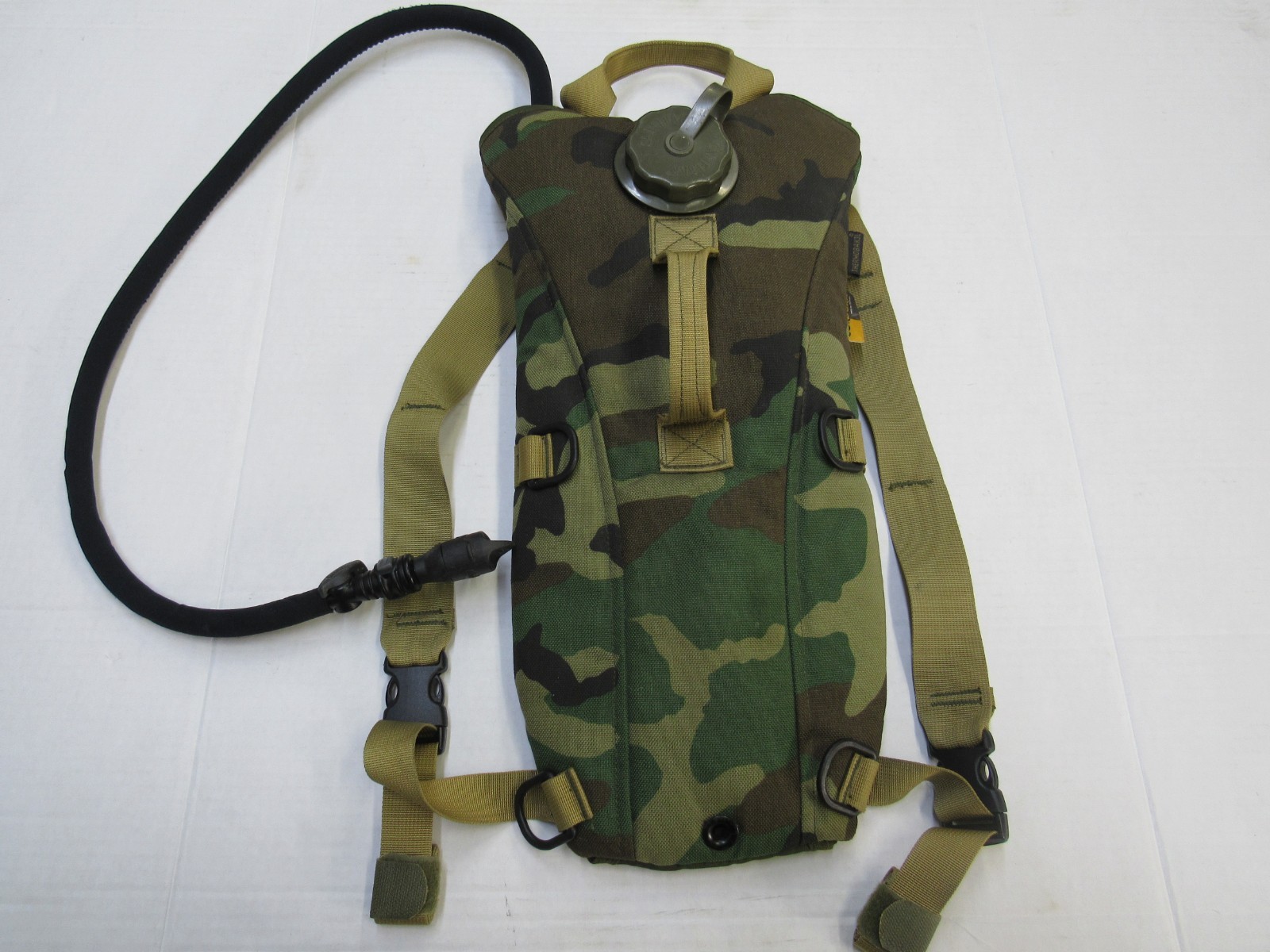 Camelbak Thermobak 3L 100 Oz M81 Woodland Camouflage Early Model