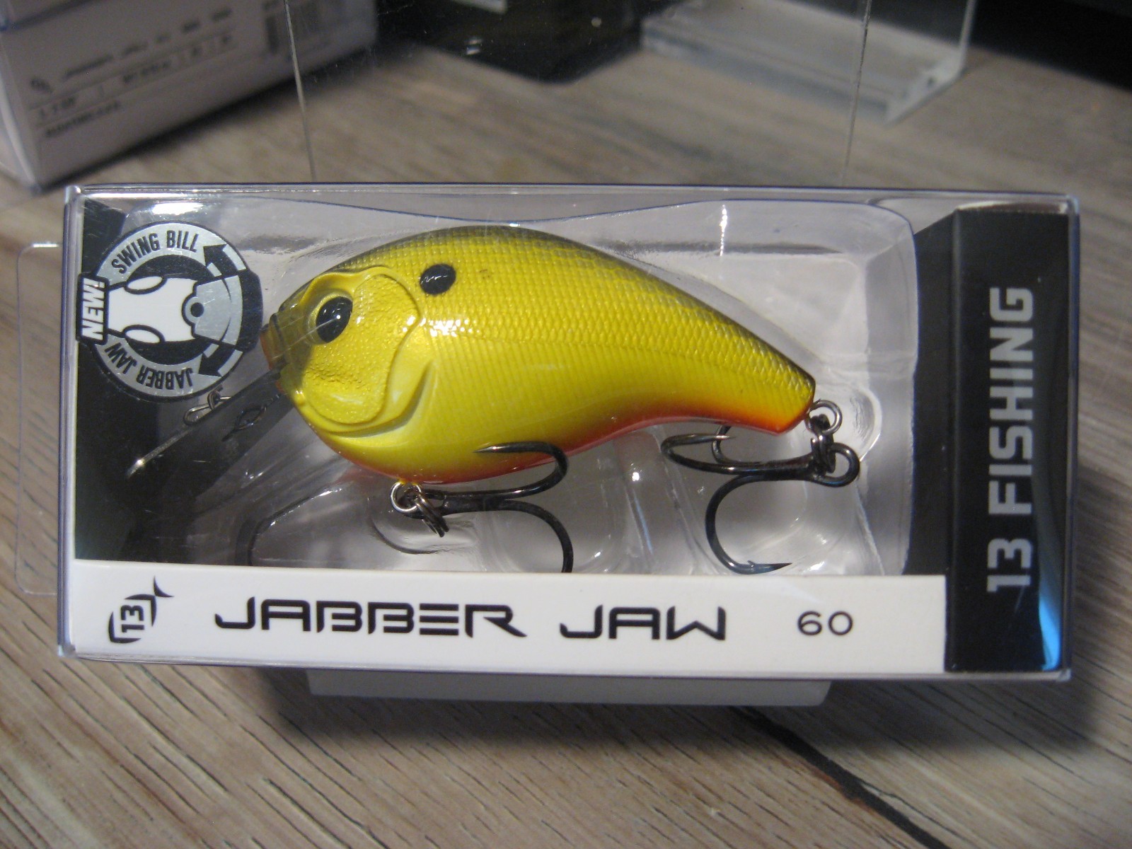 13 Fishing * 2 3/8" Jabber Jaw - 9/16 Oz Floating Lure 2'-4' - Tweetie Pie 30