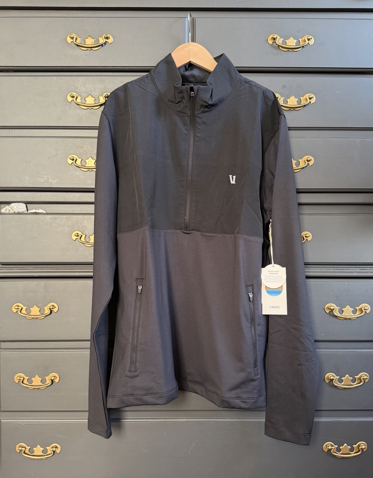 Vuori Half Zip (Black) Men's M - NEW WITH TAGS!