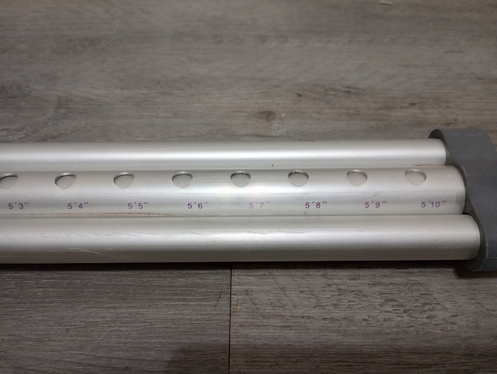 300 LBS max, Guardian Adjustable Aluminum Crutches Model MDSV80535