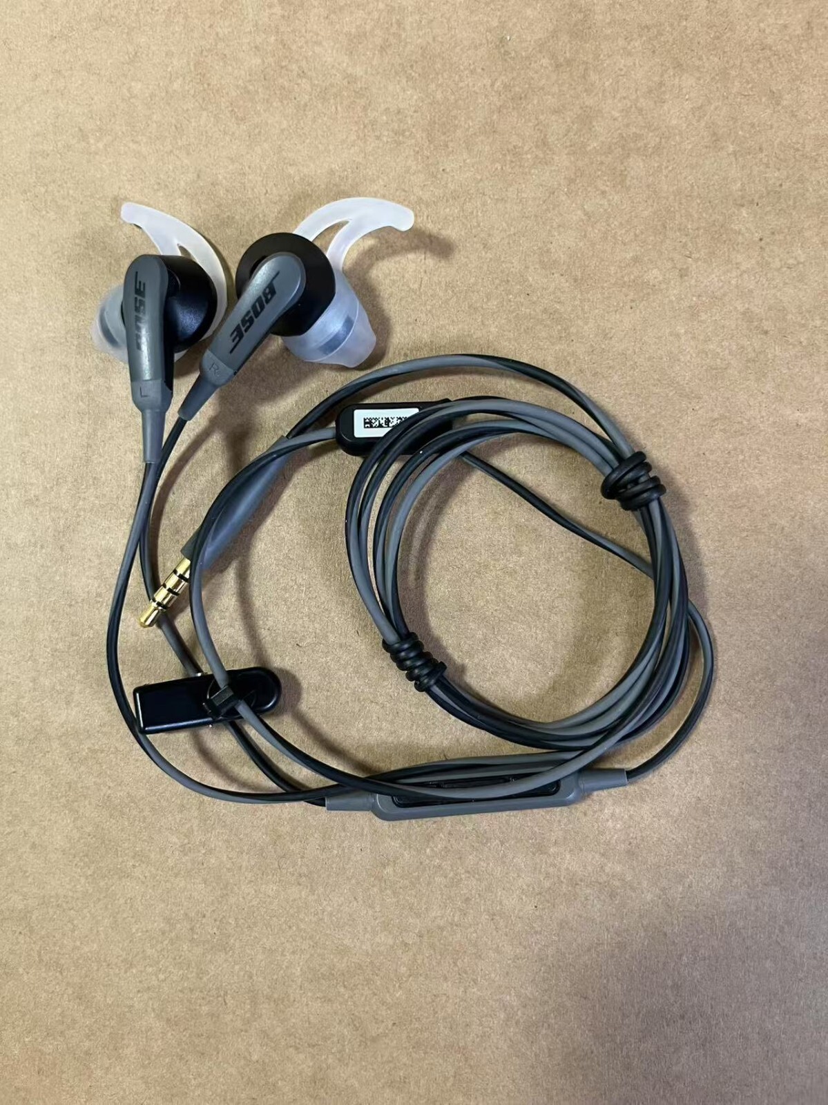 Bose SoundSport In-Ear Earphones Headset For  Apple ios Version Charcoal Black