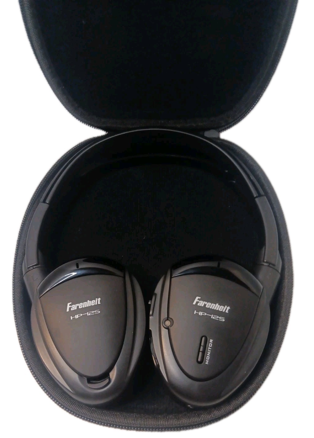 FARENHEIT HP-12S DUAL CHANNEL IR WIRELESS CAR HEADPHONE HEADPHONES BLACK HP12S