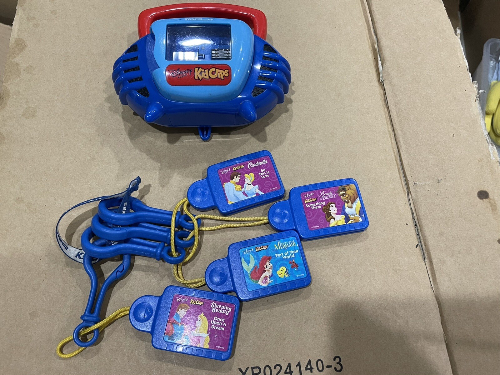 Tiger Disney Kid Clips w/4 Clips -Little Mermaid/Beauty and The Beast/Cinderella