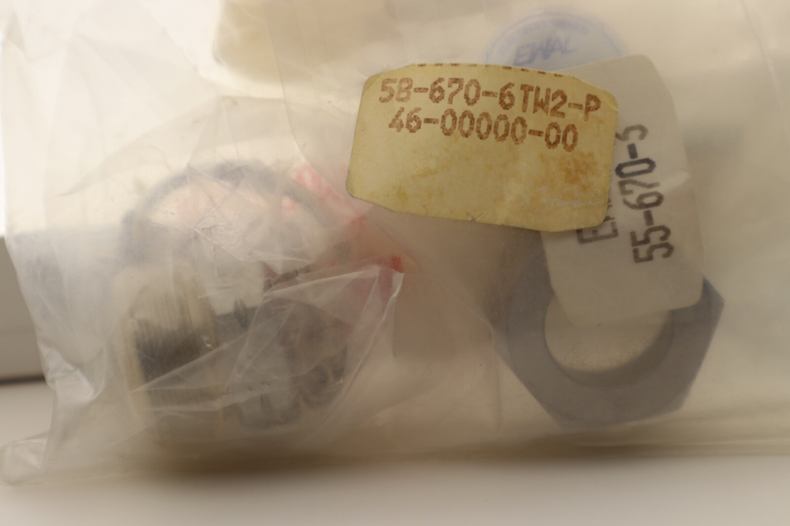 PARKER VERIFLO 58-670-6TW2-P High Purity Gas Valve Outlet Plug