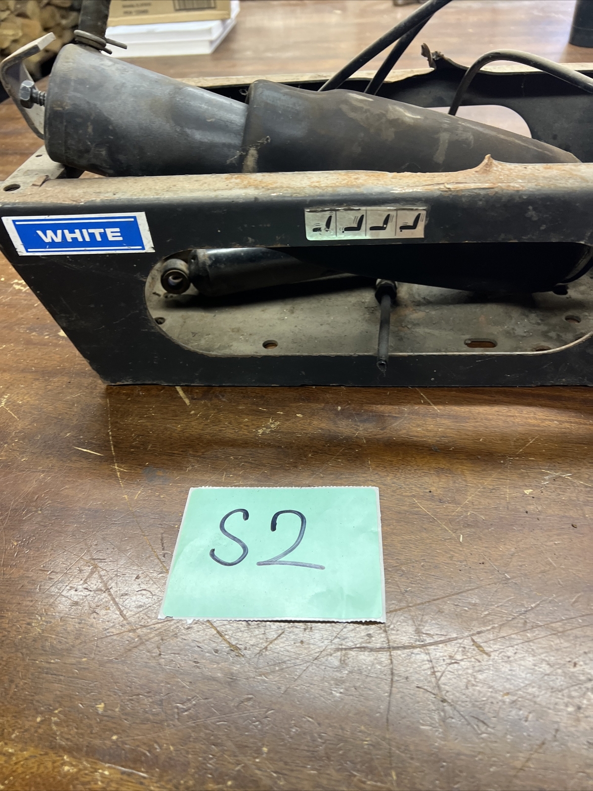 white air seat base mount