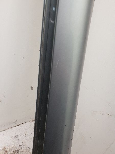 04-06 LEXUS ES330 DRIVER SIDE LEFT SIDE ROCKER PANEL MOULDING