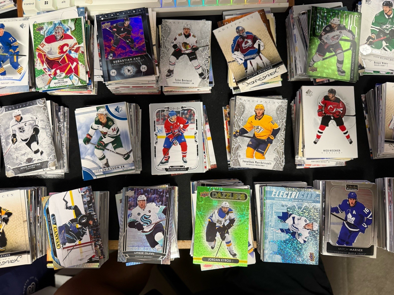 Pick Your Team - 25-Card NHL Hockey Team Lot Pack (Base And Inserts) 2019-2026