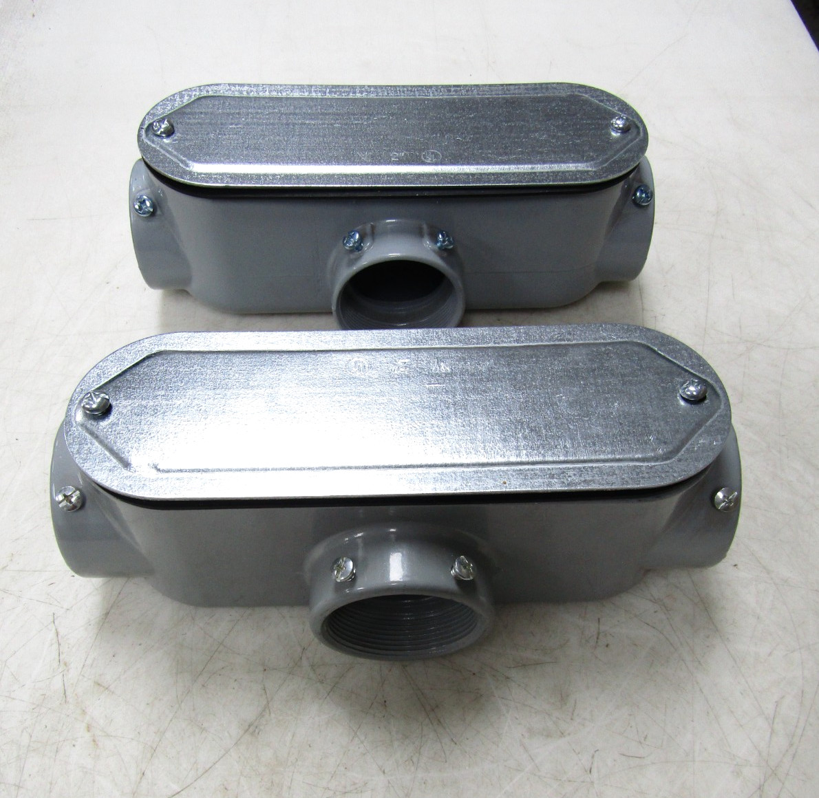 🙌 2) NEW 2"T TEE CONDUIT BODY COMBO ALUMINUM THREADED E203913 LOT OF 2