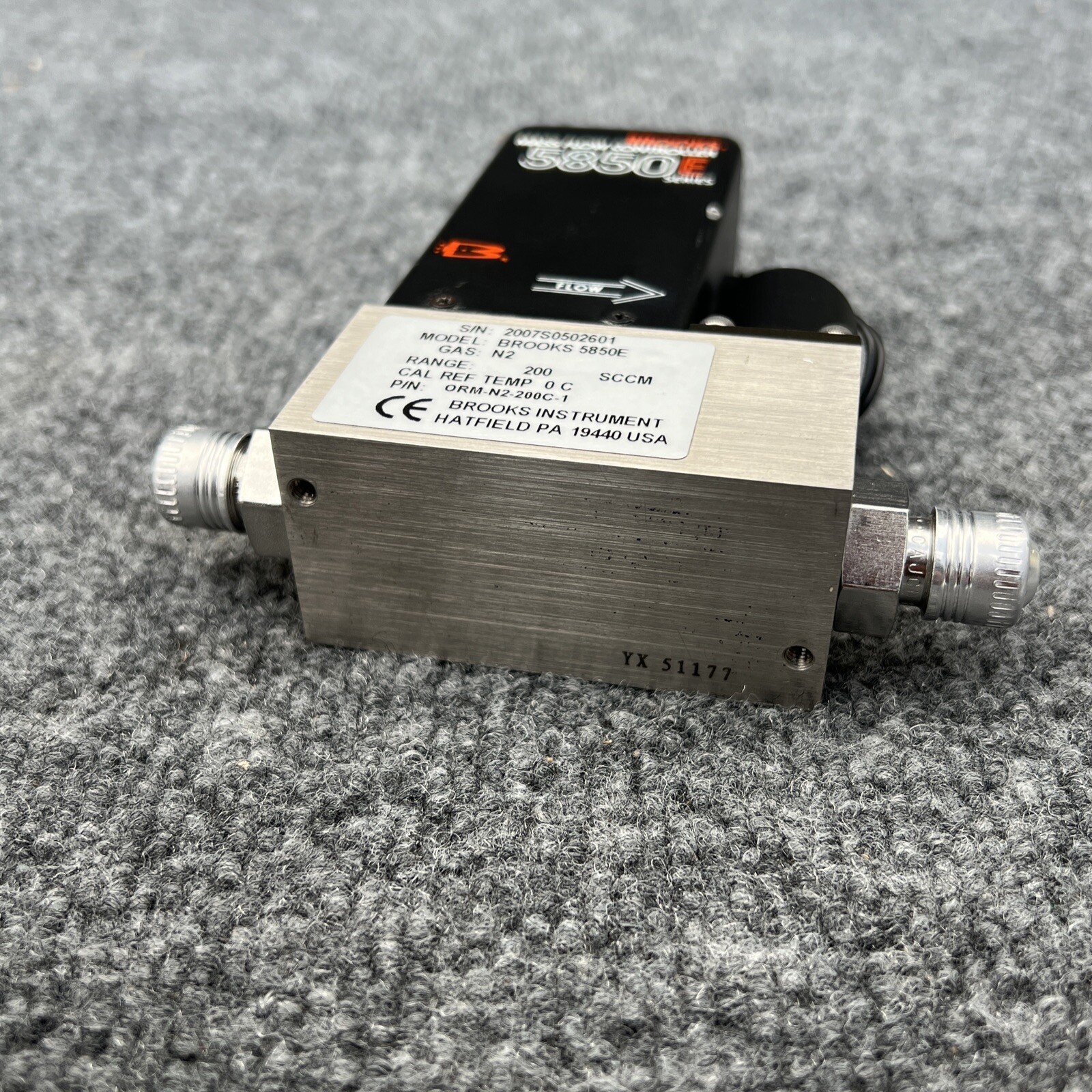 Brooks 5850E Instrument Mass Flow Controller N2 Nitrogen New