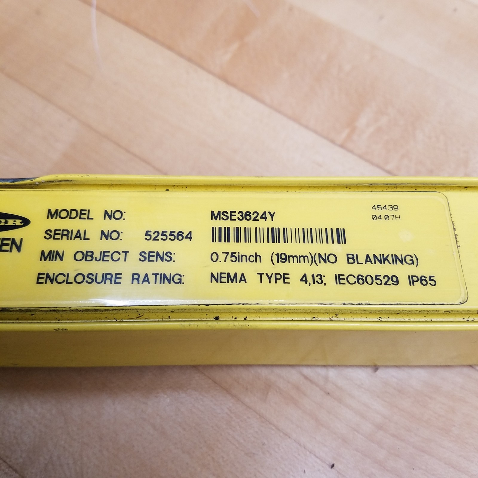Banner MSE3624Y Mini-Screen Emitter - USED