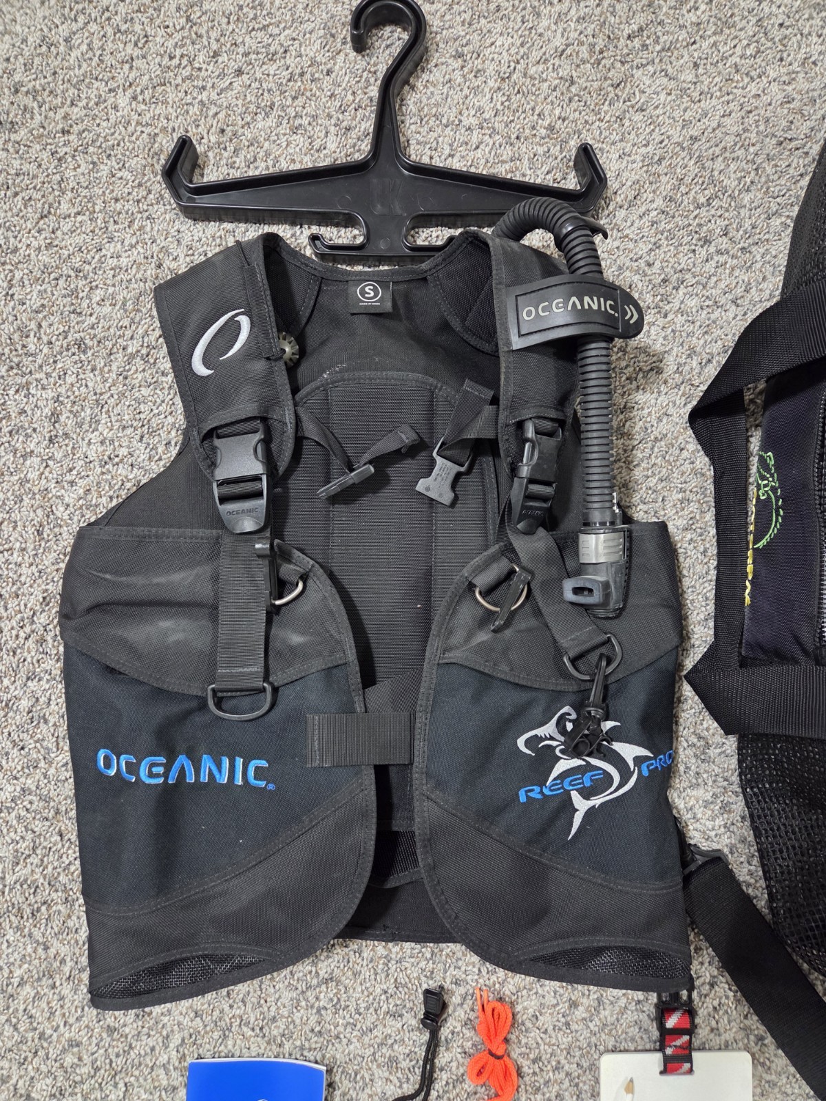 Oceanic Reef Pro BCD Size Small Scuba Diving BC Vest + Accessories