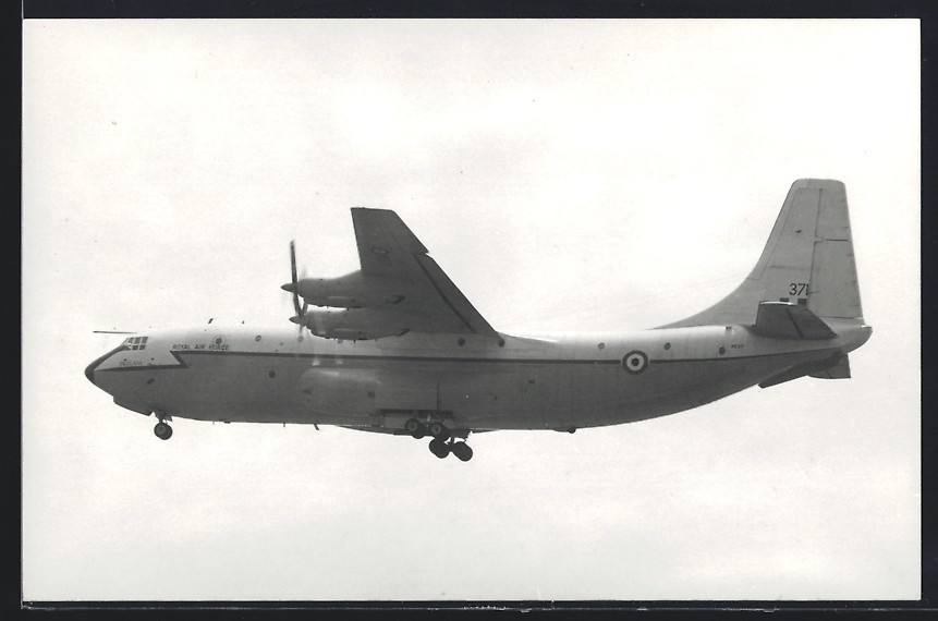 Photography Aircraft Short Belfast C1 Encelius, Transportmaschine the Royal Air