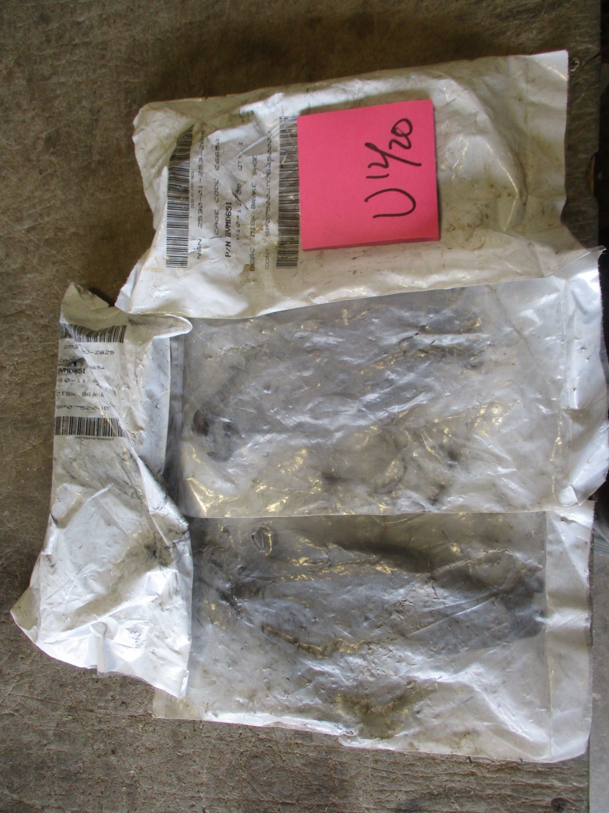 Lot of 4 NOS Brake Pads for Calipers, 2530-01-253-2825, AGVMD651, for HMMWV