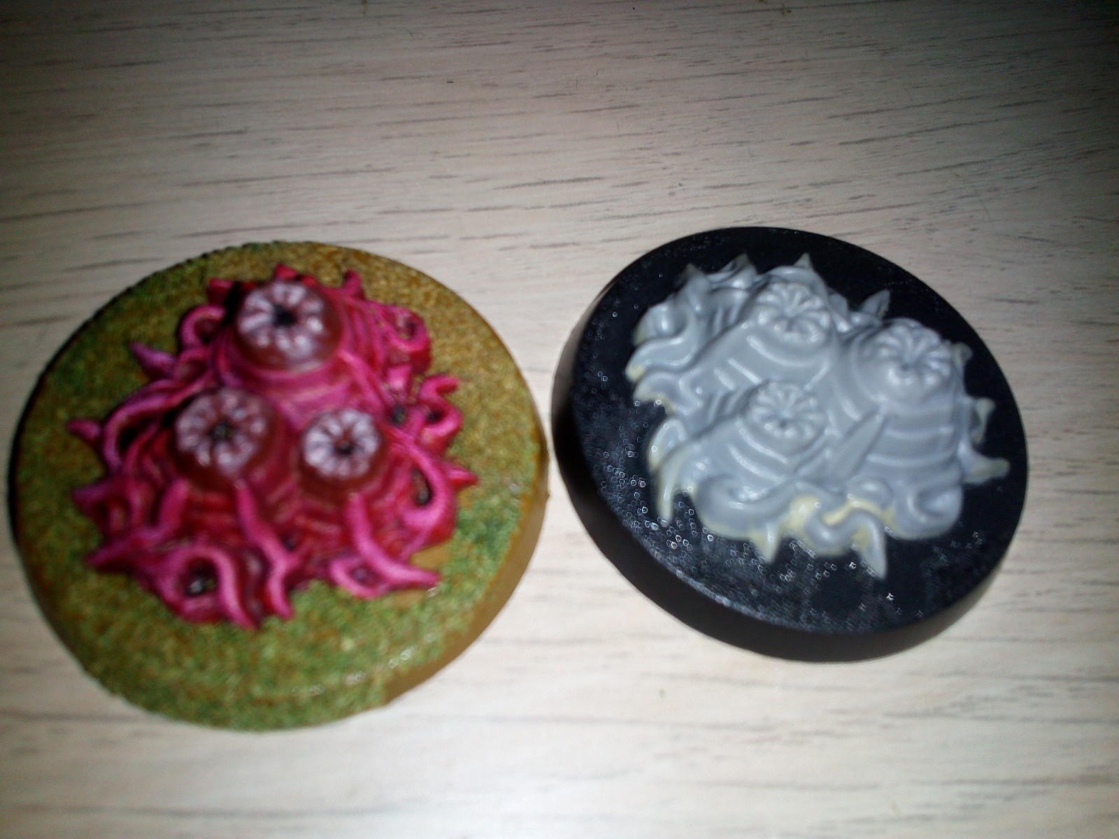 Games Workshop Warhammer 40k Chaos Terrain Bases