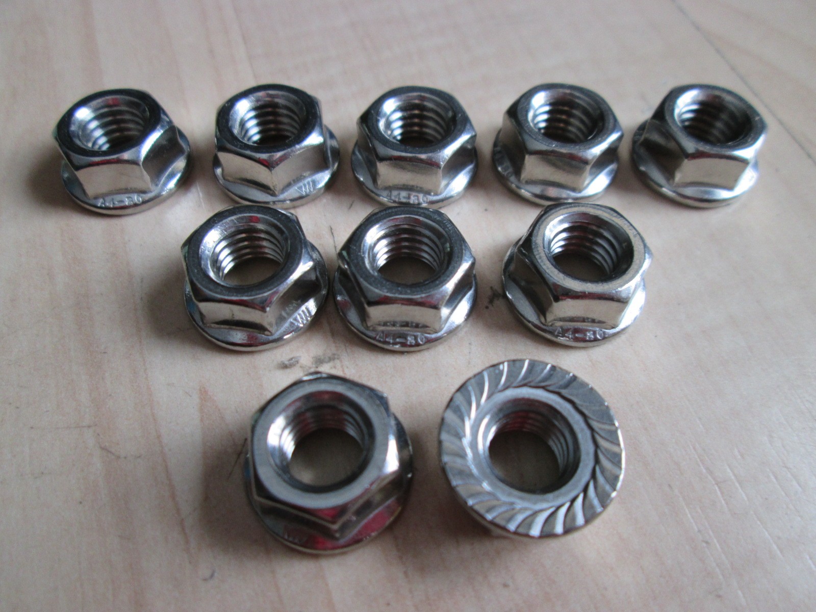 Lot of (10) M8 x 1.25 8mm A4 Stainless Steel Serrated Flange Lock Nuts #H15AE