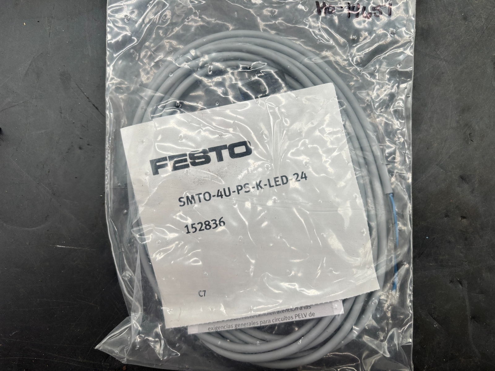 Festo SMTO-4U-PS-K-LED-24 Proximity Sensor