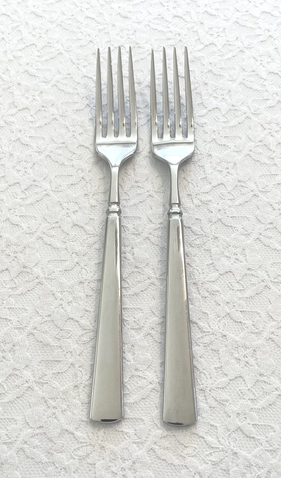 (2) Oneida EASTON Cube Stainless Glossy Dinner Forks *FREE SHIPPING*