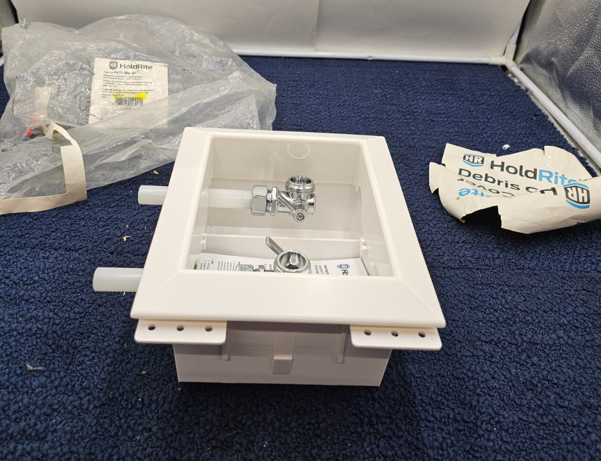 HoldRite HR-W-P Washing Machine Outlet Box 1/2 PEX-A WMOB Non Fire Rated White